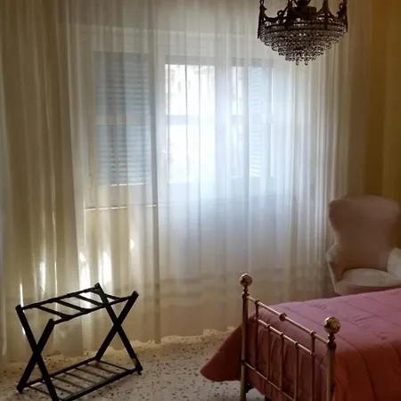 Tora House Catane